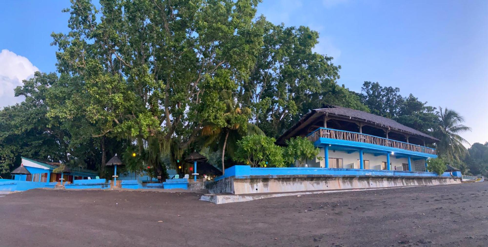 Camiguin Island Golden Sunset Beach Club Mambajao Extérieur photo