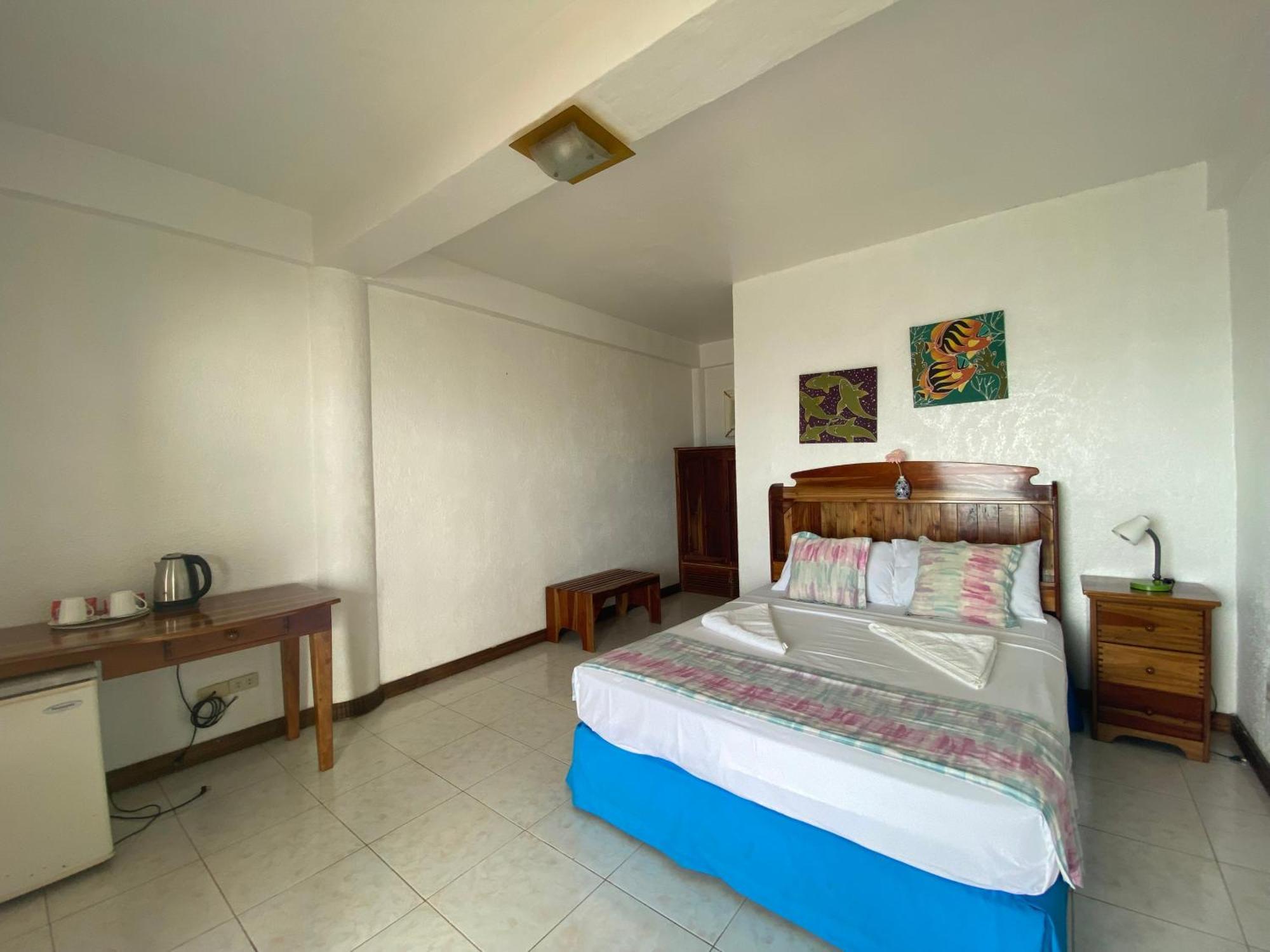 Camiguin Island Golden Sunset Beach Club Mambajao Extérieur photo