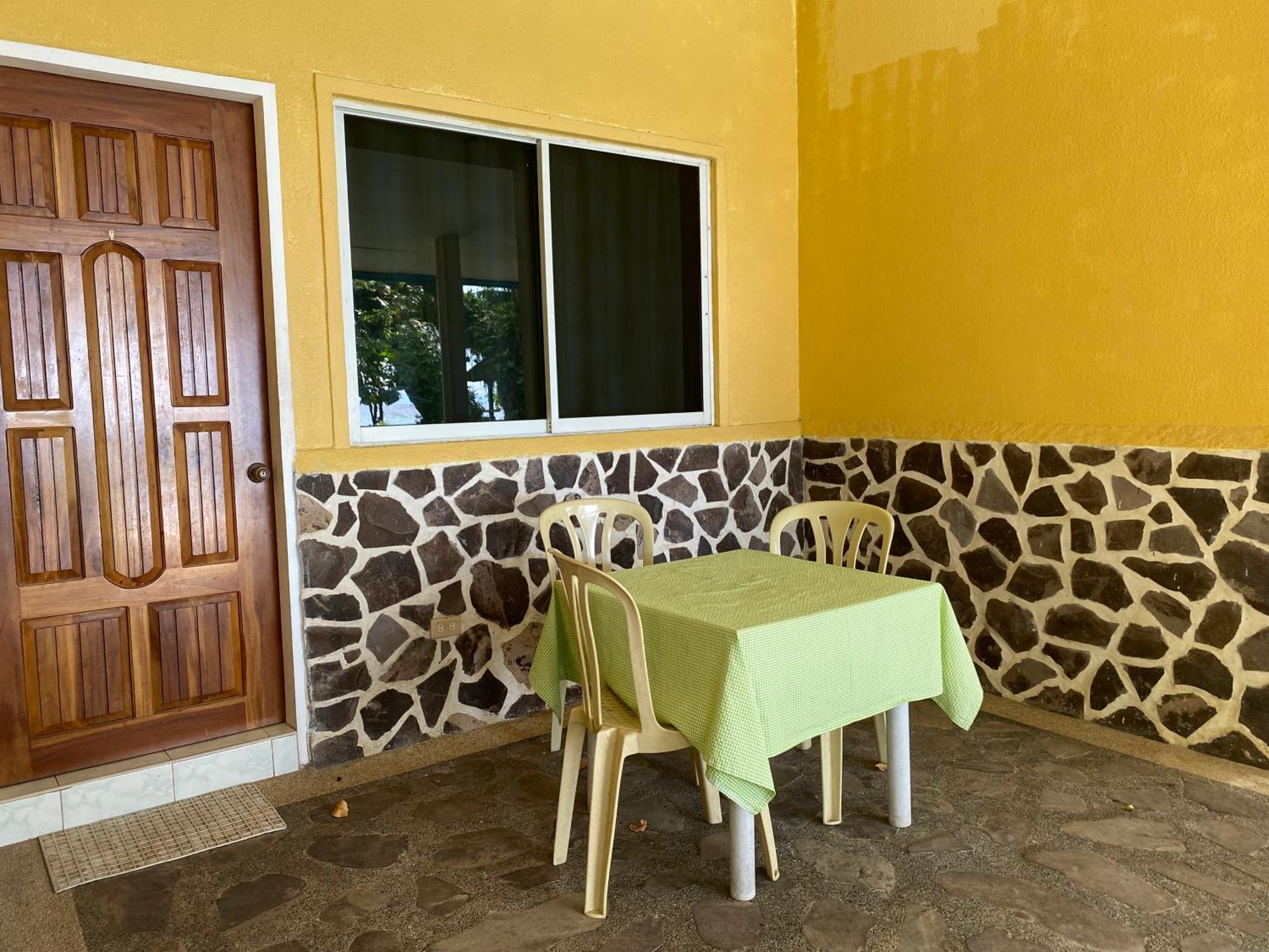 Camiguin Island Golden Sunset Beach Club Mambajao Extérieur photo