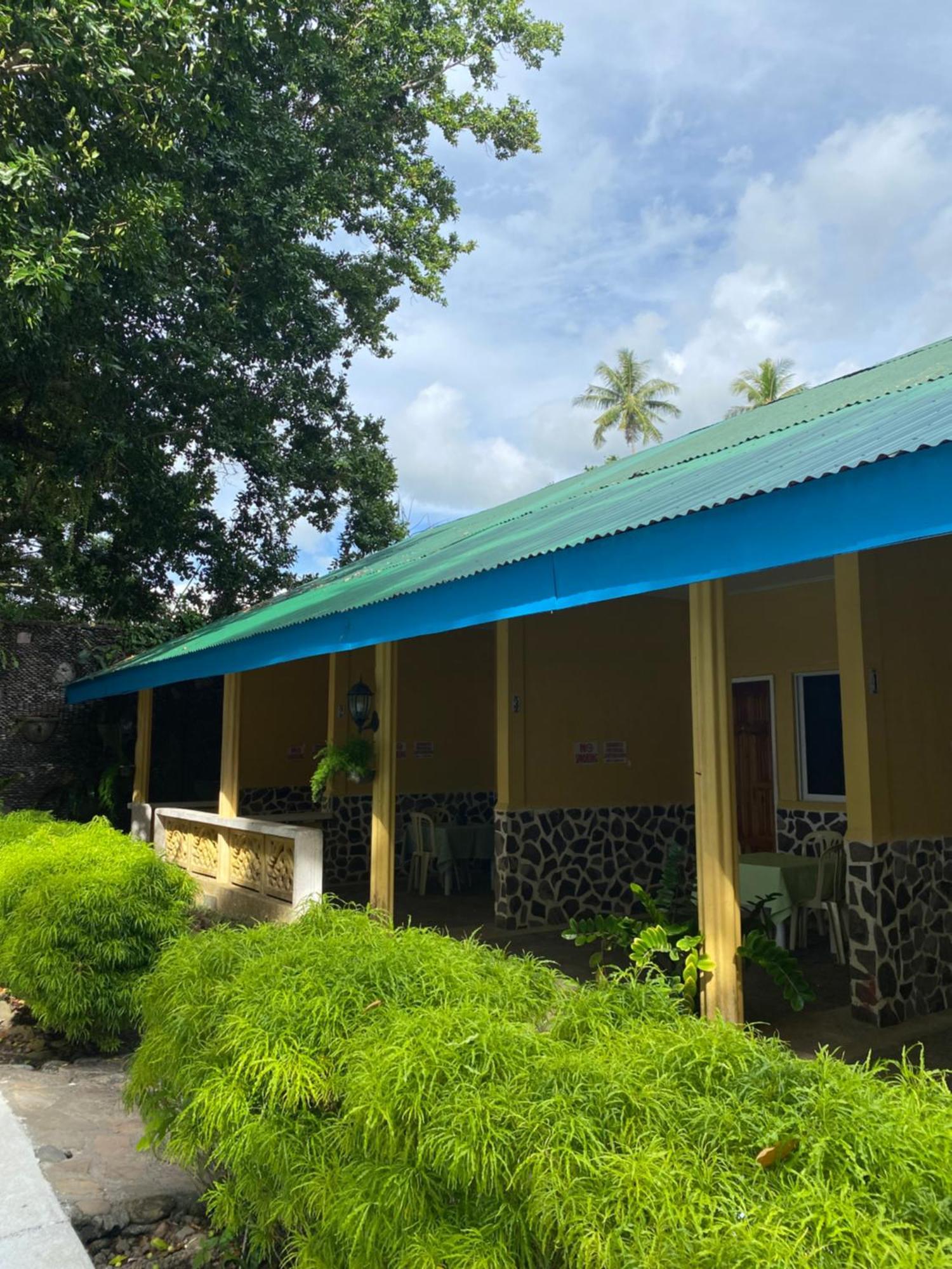 Camiguin Island Golden Sunset Beach Club Mambajao Extérieur photo