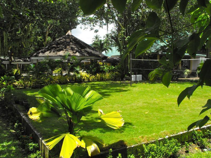 Camiguin Island Golden Sunset Beach Club Mambajao Extérieur photo